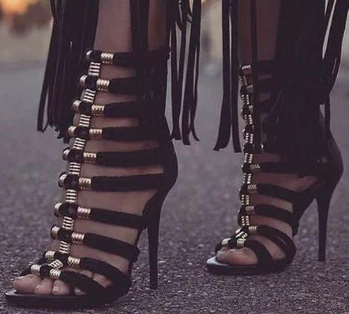 Summer knitted cut-outs