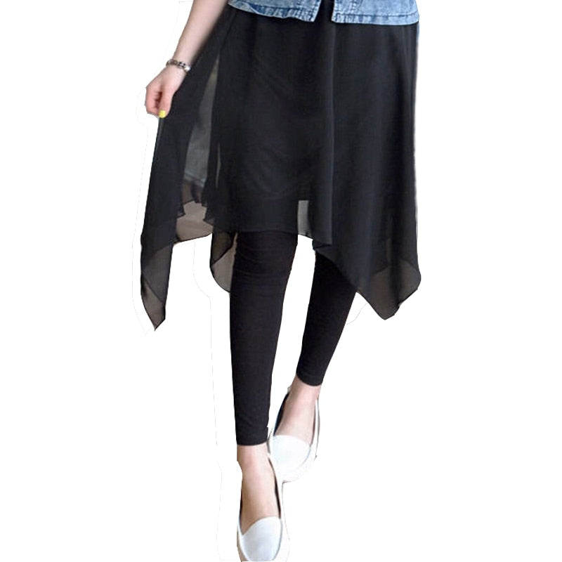 Black oversize skirty