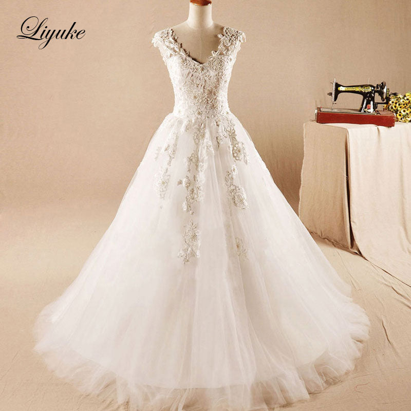 Liyuke Glamorous V-Neckline