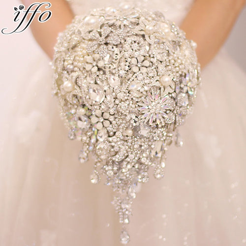 Silver brooch bouquet