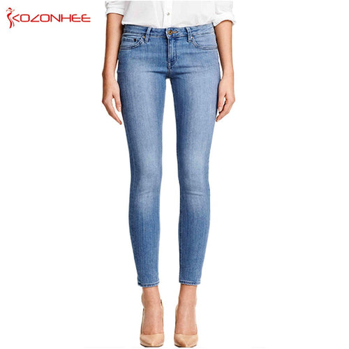 Stretching Skinny Jeans