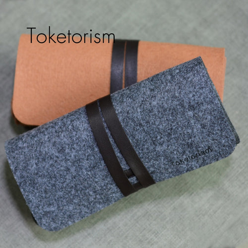 Toketorism Retro Felt