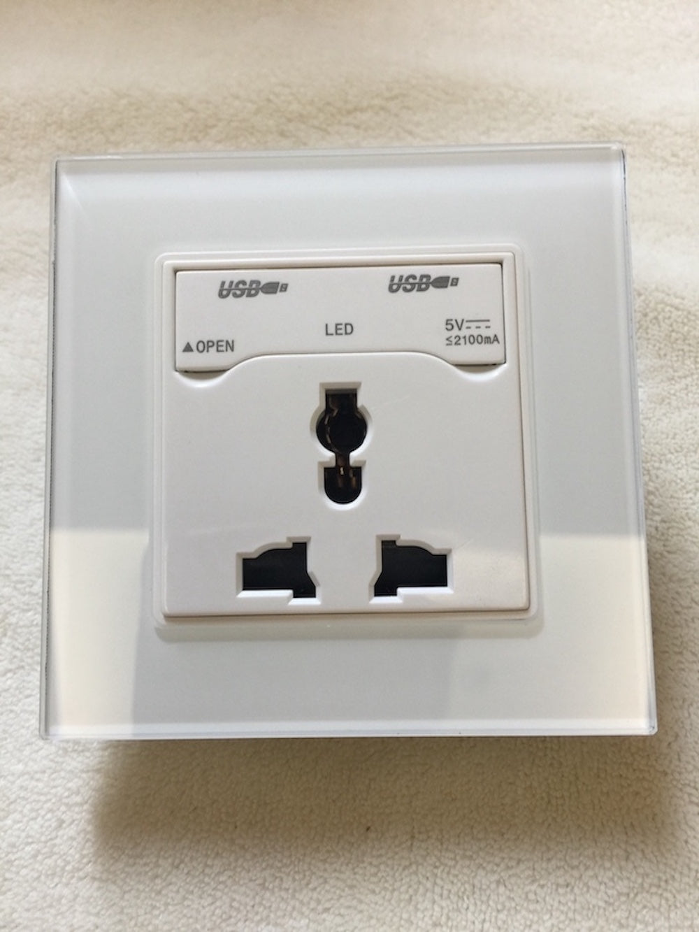 universal switch socket